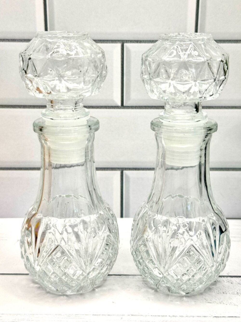 Vintage Crystal-Cut Clear Glass Wine Decanters with Stoppers Pair - Picture 2 of 6